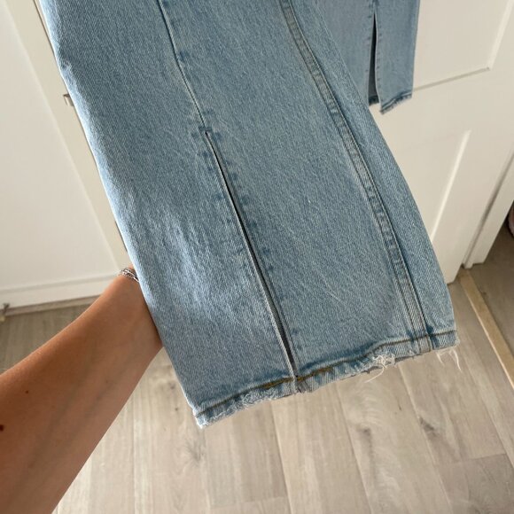 Abercrombie and Fitch Curve Love Ultra High Rise 90s Straight Jean size 29L NWOT - Picture 2 of 8